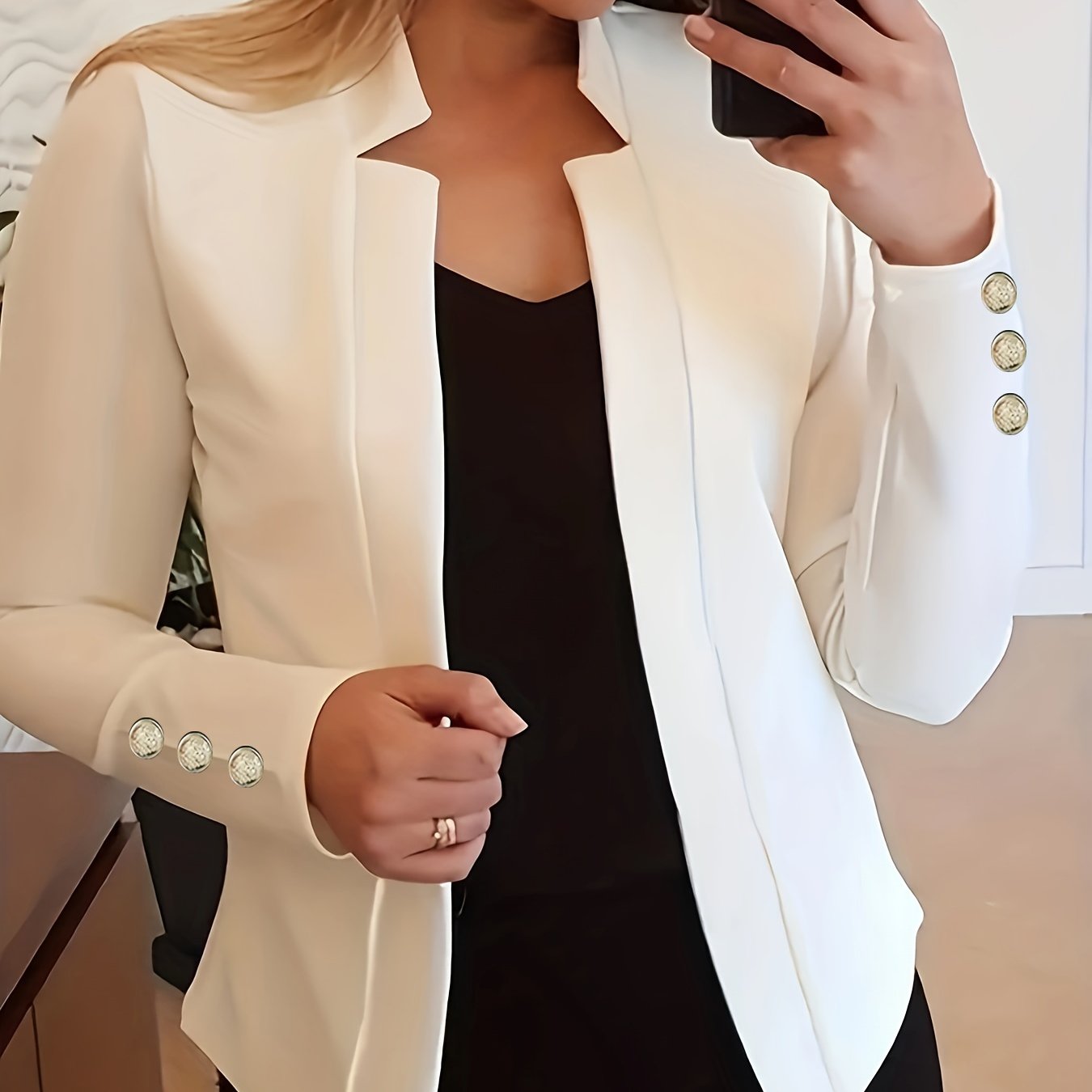 Jasminique Blazer – Open Voorkant & Lange Mouwen met Knoopsluiting