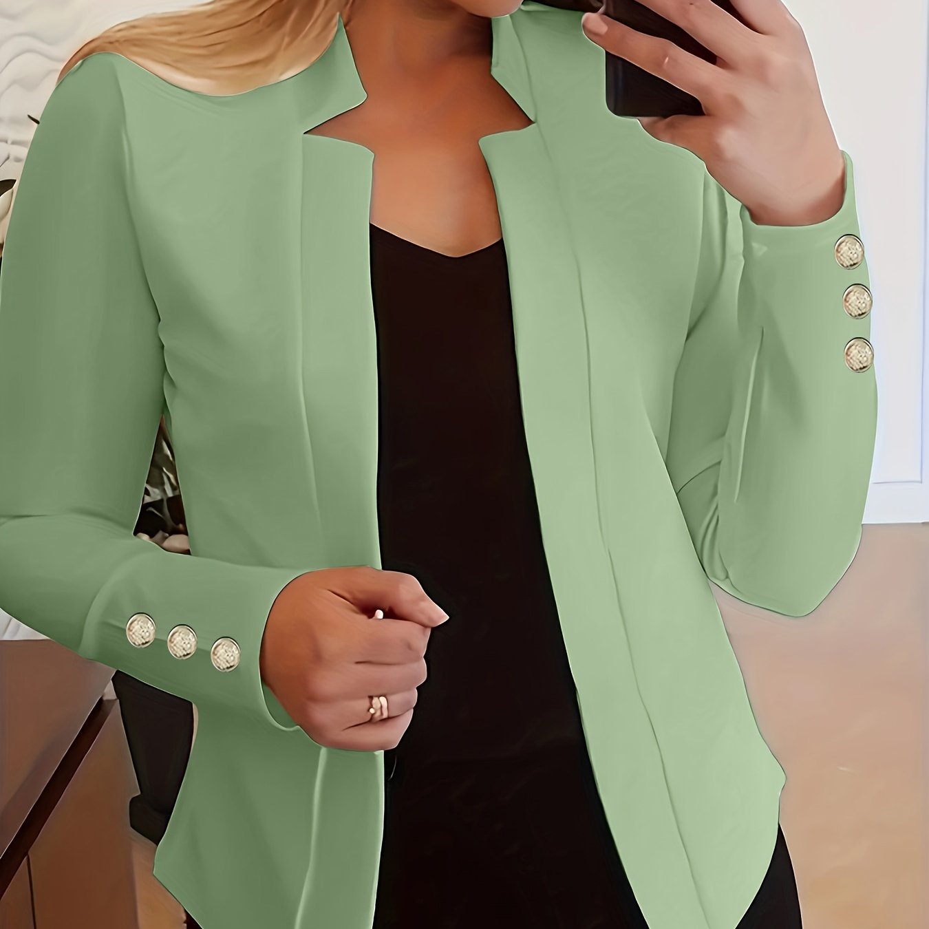 Jasminique Blazer – Open Voorkant & Lange Mouwen met Knoopsluiting